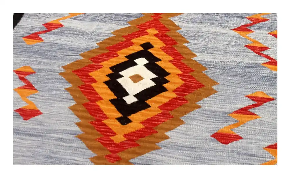 Tappeto Kilim moderno in lana multicolore 205x160cm