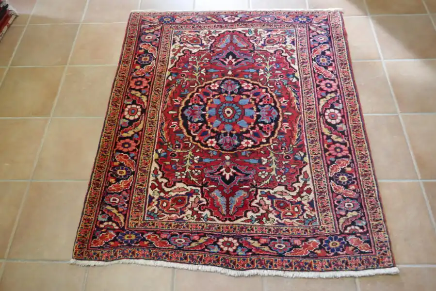 Tappeto Persiano Heriz 137×118-N.11280
