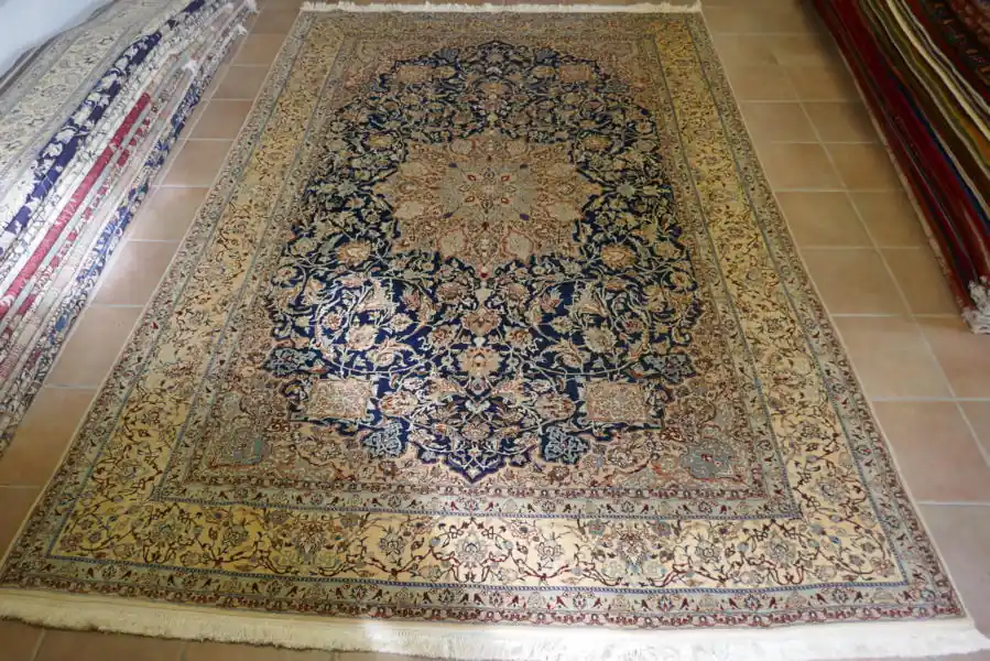 Tappeto Persiano Nain 6Fili Misto Seta Fondo Blu da Sala 315×210-N.12608