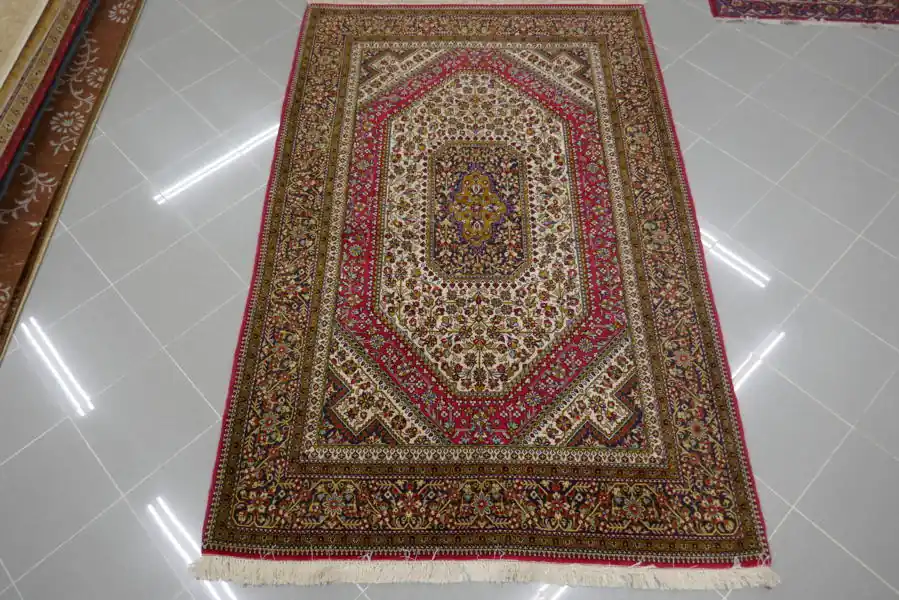 Tappeto Persiano Kum Extrafine 217×142-N.12822