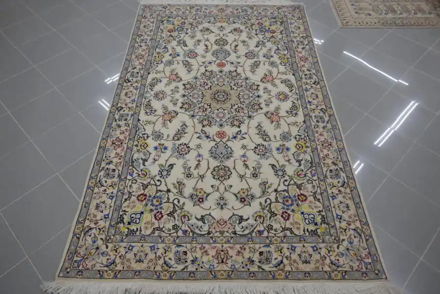Tappeto Persiano Nain 9 Fili Persia Fondo Avorio 220×137-N.12114