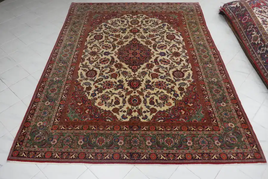 Tappeto Persiano Keshan Antico Fondo Avorio 313×240-N.11650