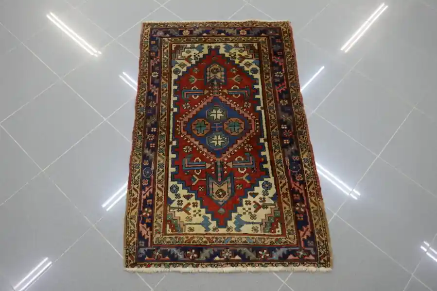 Piccolo Tappeto Persiano Heriz Antico 111×70-N.15001
