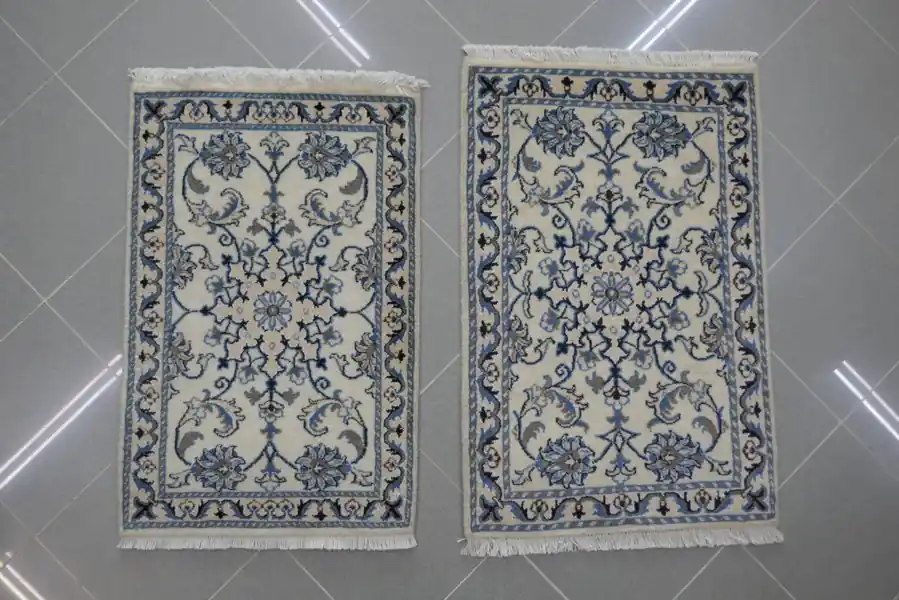 Scendiletti Persiani Nain Fondo Chiaro 90×60-84×54 N.14873-14874