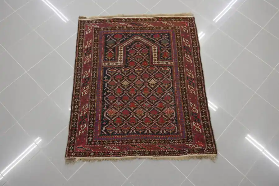 Antico Shirvan Marasali Caucaso 130×113-N.13445