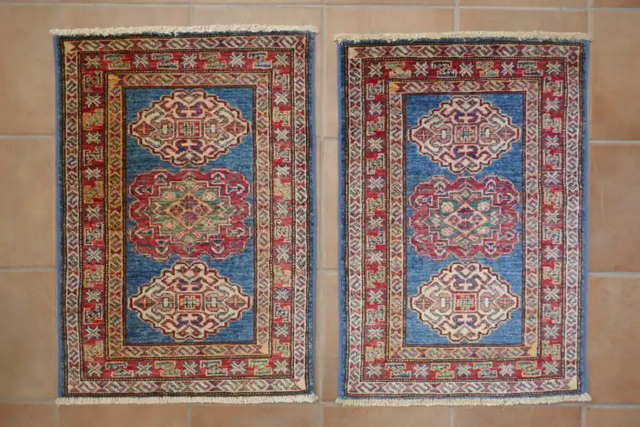 Scendiletti Uzbek Kazak Extra Fondo Azzurro 86×58-88×60 N.282684-282685