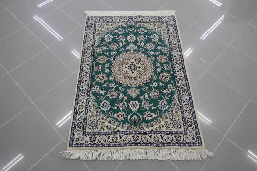Piccolo Tappeto Nain 9 Fili Persia Fondo Verde 102×71-N.13536