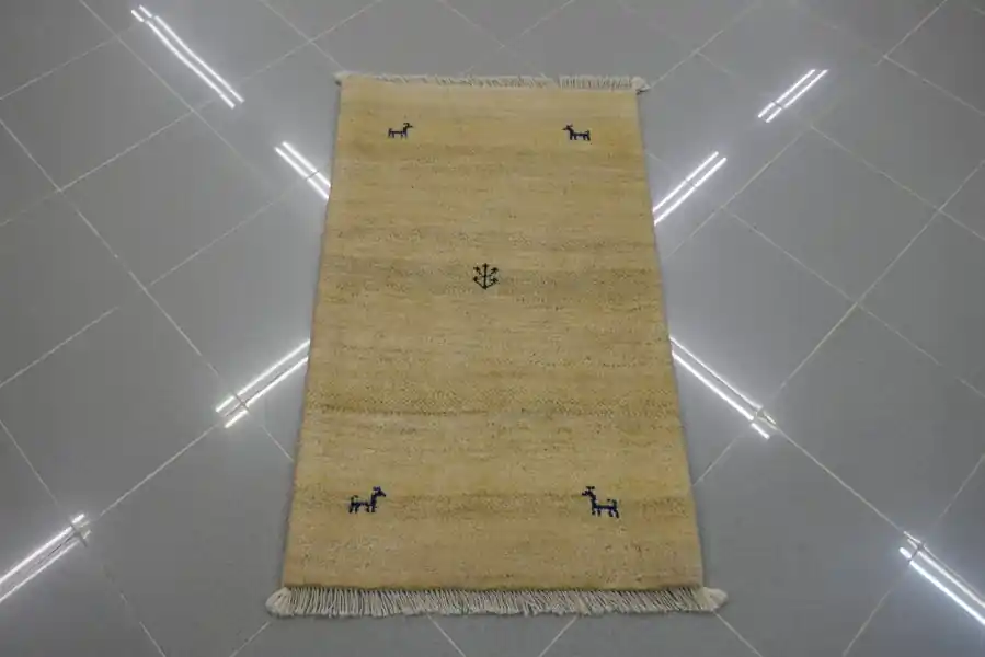 Piccolo Tappeto Scendiletto Persiano Gabbeh Gashgai Fondo Avorio 101×61-N.14070