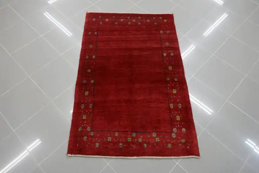 Piccolo Tappeto Scendiletto Persiano Gabbeh Gashgai Kashkuli Rosso 130×84-N.14096