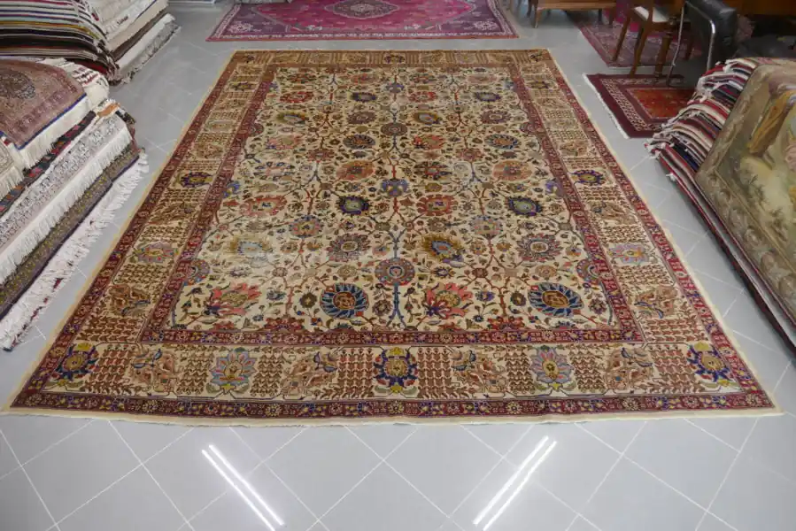 Antico Tappeto Persiano Tabriz Fondo Avorio 400×294-N.13961