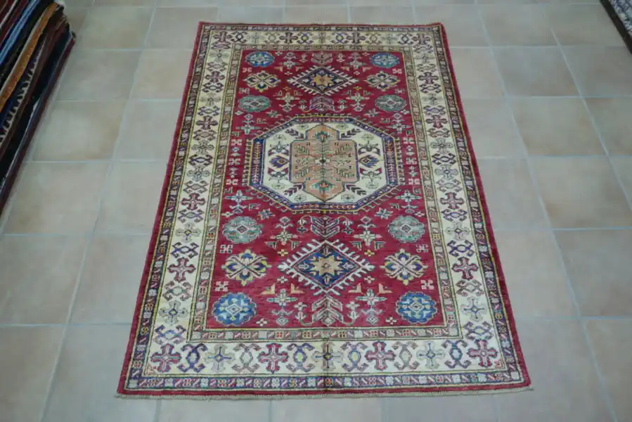 Tappeto Uzbek Kazak Extra Fondo Rosso 167×118-N.272724
