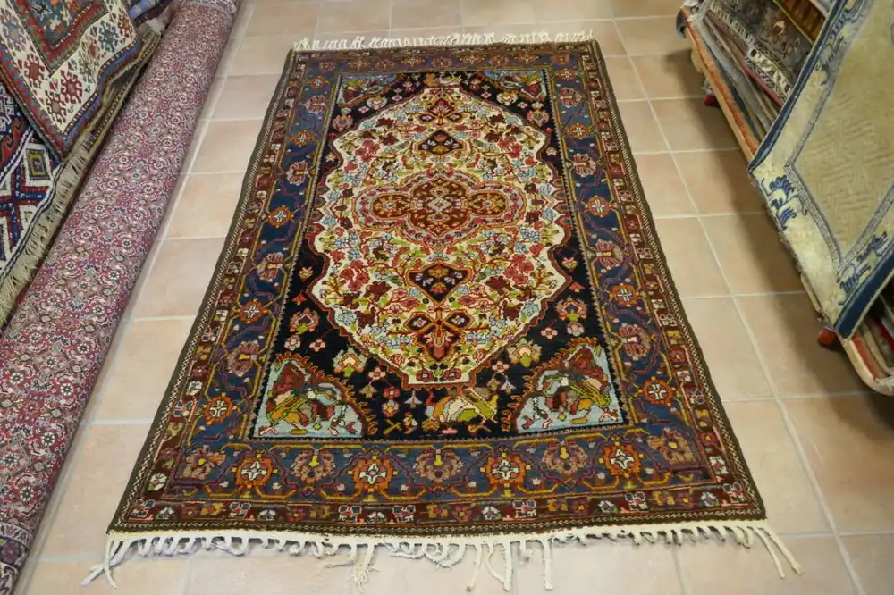 Antico Tappeto Persiano Bakhtiari 207×135-N.12622