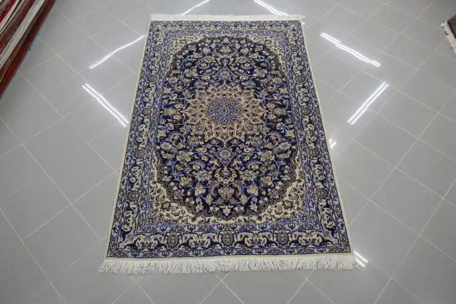 Tappeto Nain 9 Fili Persia Fondo Blu 203×132-N.14037