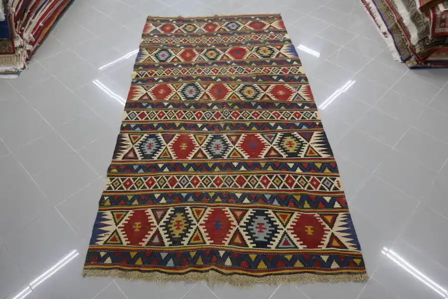 Kilim Caucasico Shirvan Antico 273×145-N.13738