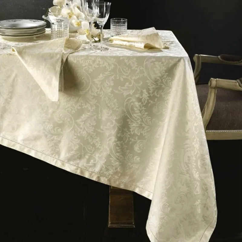 Tovaglia PIAZZA PITTI 180x360 cm in fiandra con 18 tovaglioli beige Manuela