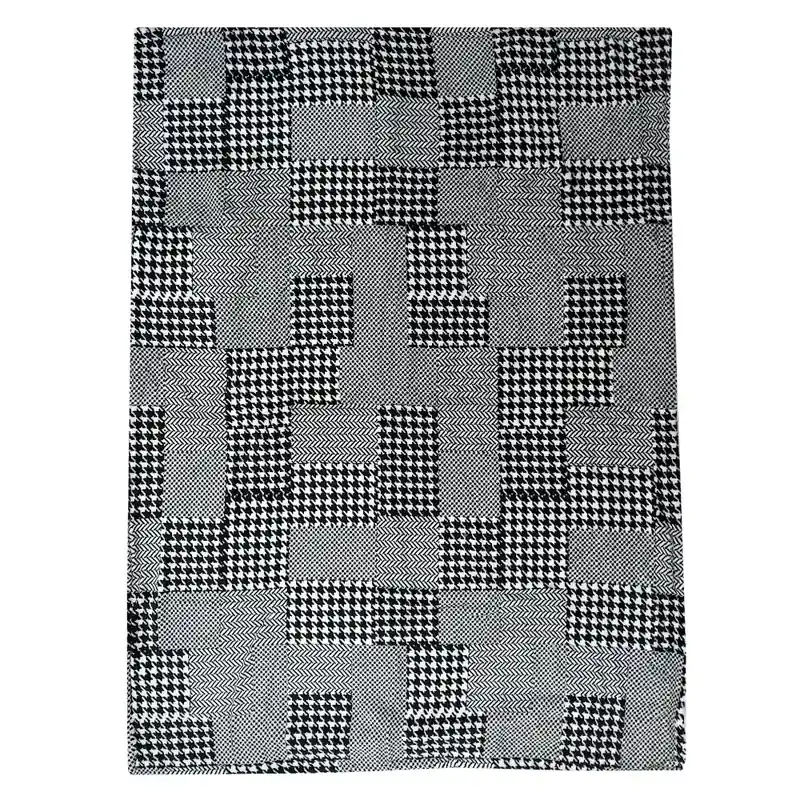 Plaid effetto agnellato Central Park bianco e nero pied de poule 130x160