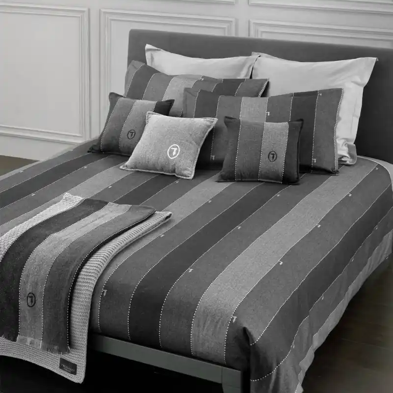 Copripiumino matrimoniale Trussardi in raso NEW TWEED grigio