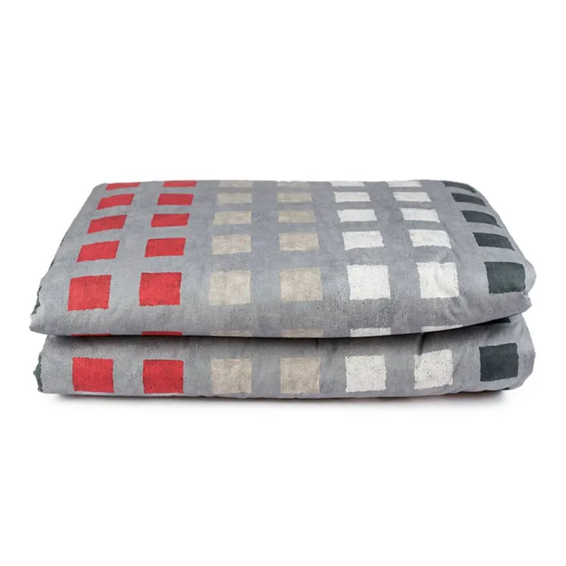 Plaid imbottito da divano CARRARA 130x180 cm Museum rosso
