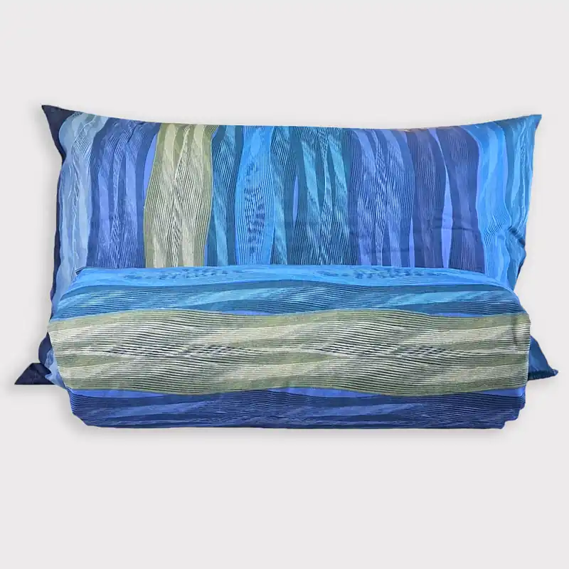 Copripiumone e federe matrimoniale in puro cotone Bassetti Wave Line blu