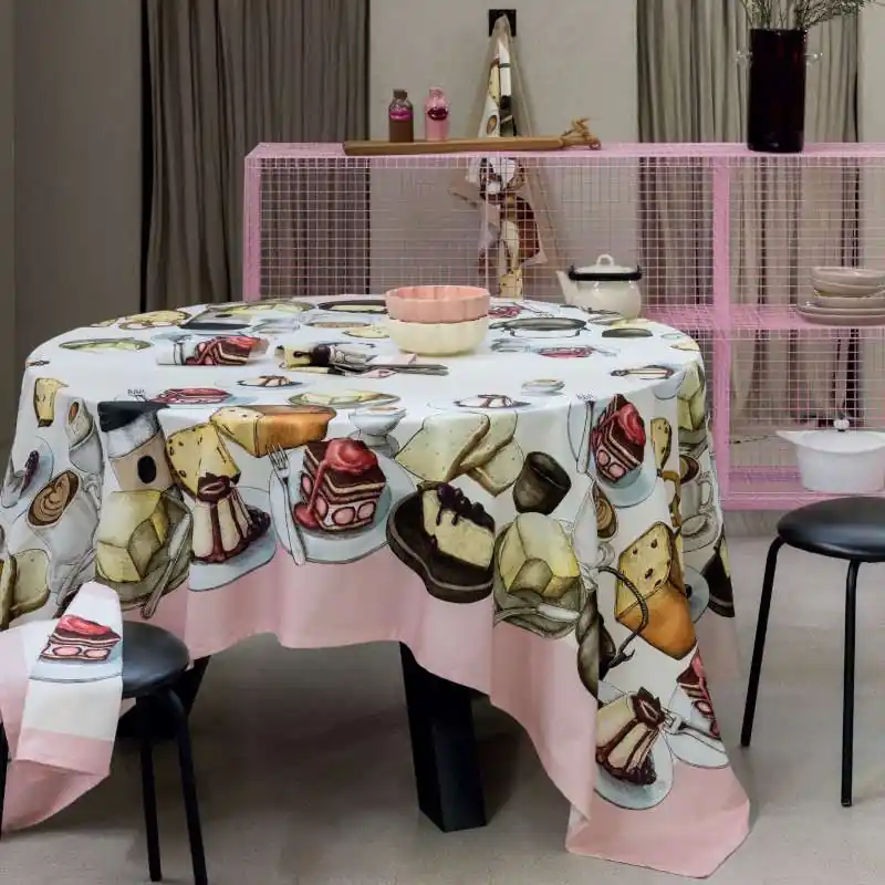 Tovaglia rettangolare in cotone TAG HOUSE Cake stampa digitale