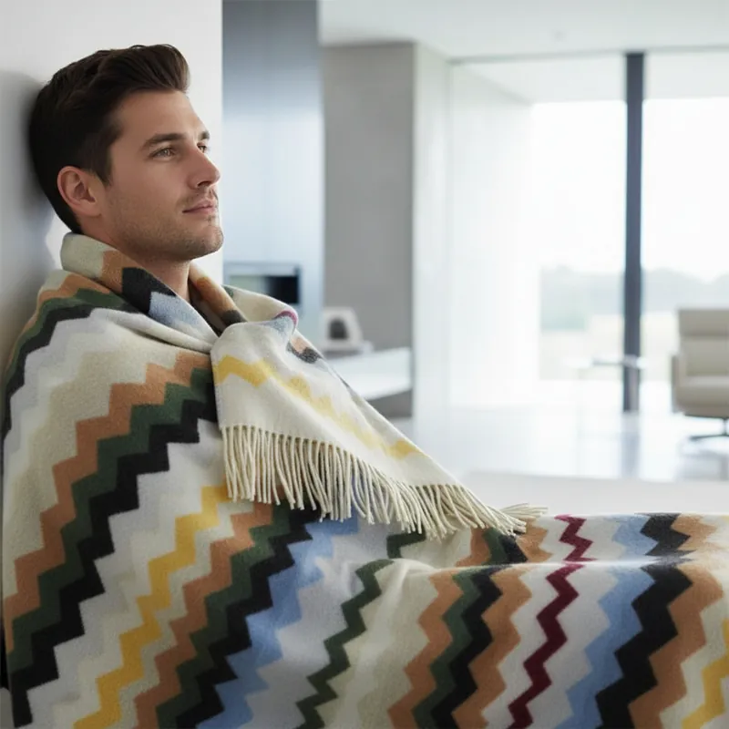 Plaid Missoni Home con frange 130x190 cm CLIFFORD 160 zig-zag
