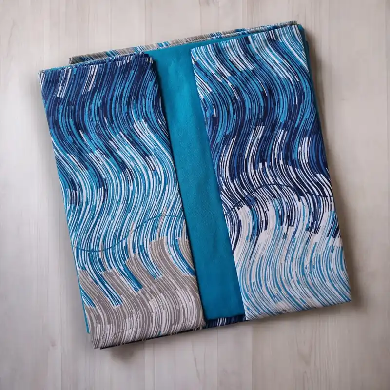 Benasciutticasa Completo letto matrimoniale cotone – Modello Onda Blu ondulato