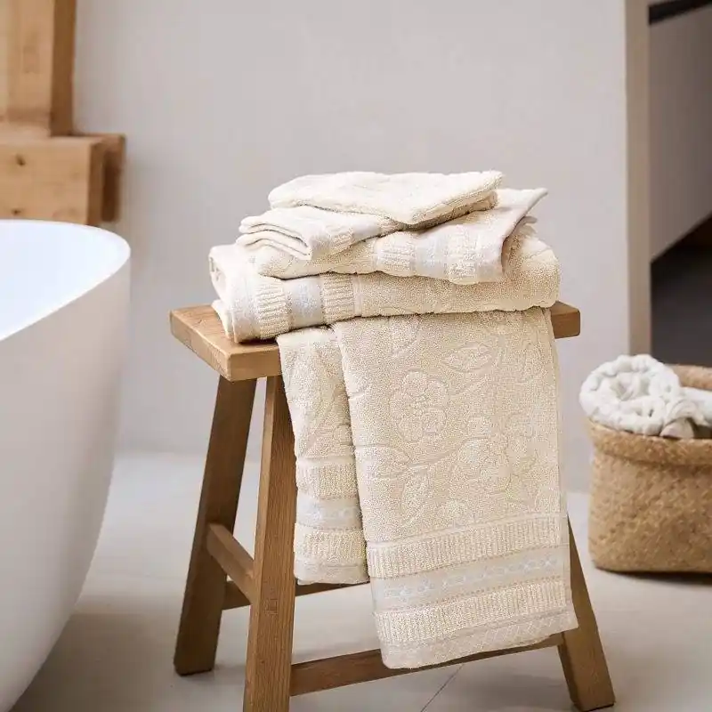 Set 1+1 asciugamano e ospite PIP STUDIO Jasmin Jacquard sabbia