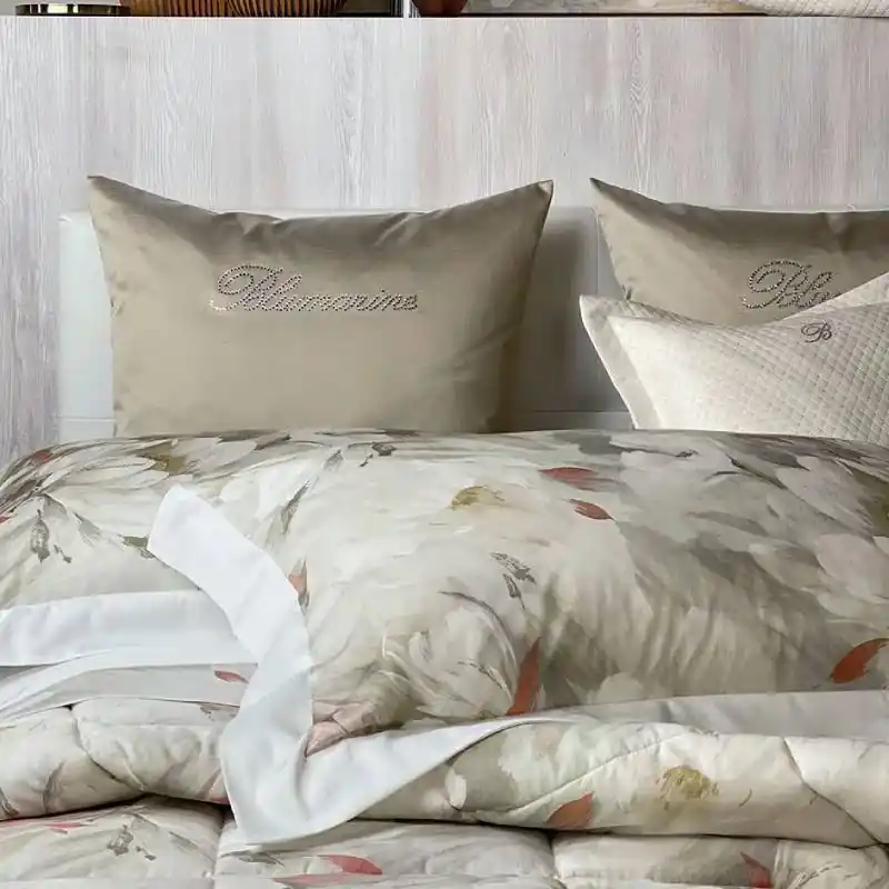 Completo Lenzuola-copriletto in raso matrimoniale Blumarine Ranuncolo