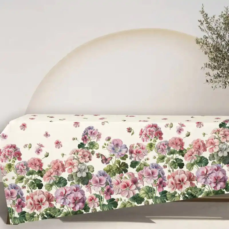 TAG HOUSE | Tovaglia primaverile Petali floreale 100% cotone