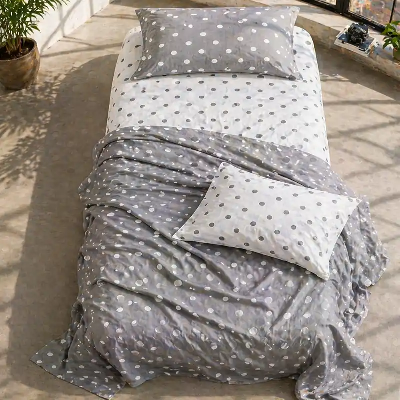 Completo lenzuola-copriletto Singolo 100% cotone | Fantasia Pois grigio
