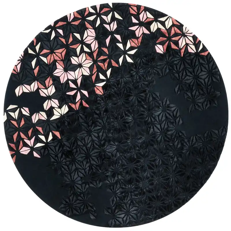 HARMONY BLACK – Eleganza Grafica e Comfort Raffinato per Ambienti Moderni