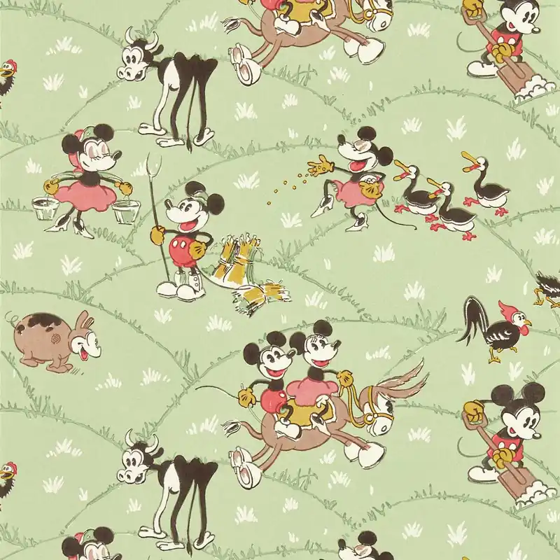 MICKEY AT THE FARM