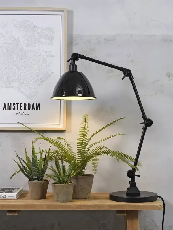 AMSTERDAM/T/B/IRON/B